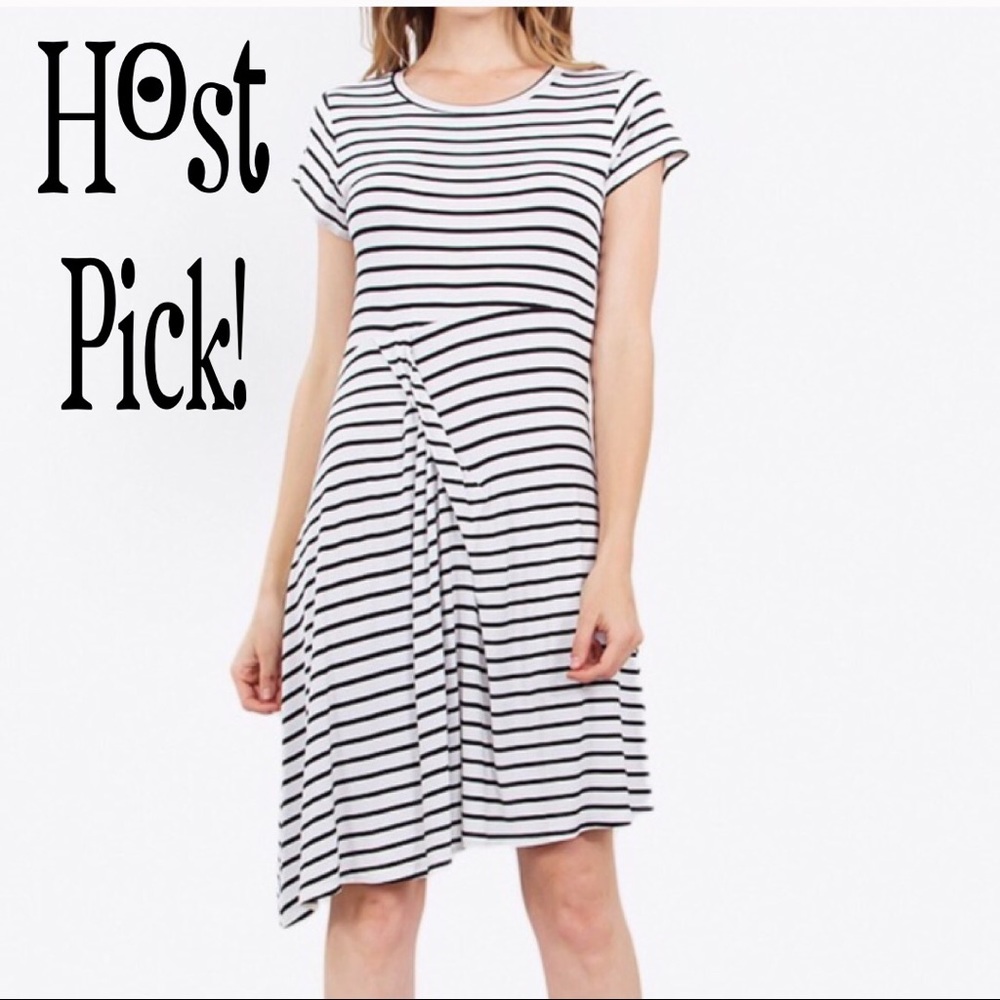 🎉HP🎉- T-Shirt Dress